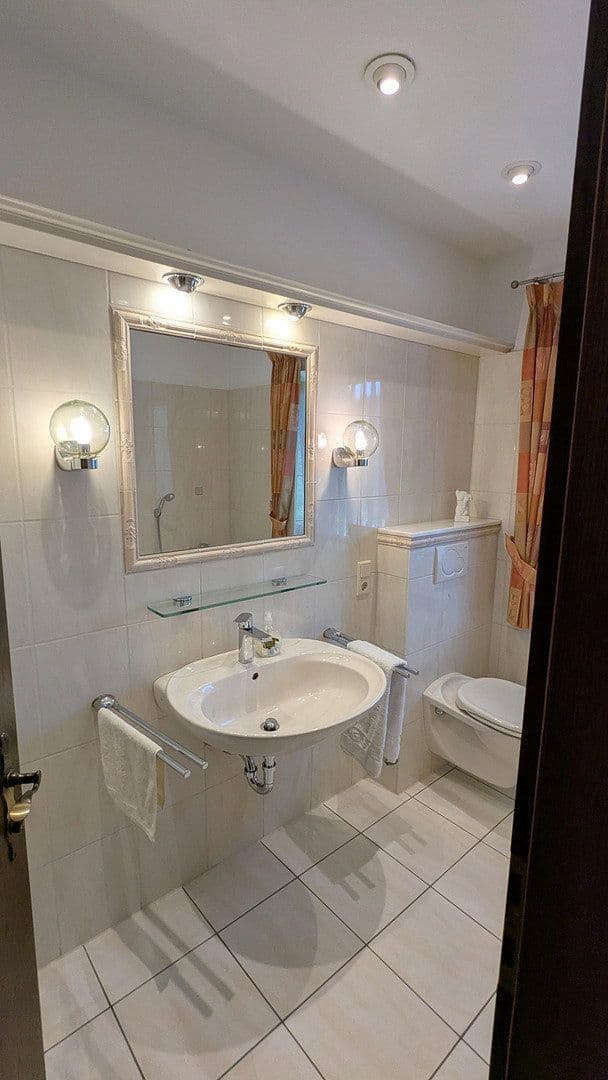Prodej domu 205 m², pozemek 684 m², Henri-Spaak-Str. 119, Alfter, Severní Porýní-Vestfálsko Prodej domu 205 m², pozemek 684 m², Henri-Spaak-Str. 119, Alfter, Severní Porýní-Vestfálsko