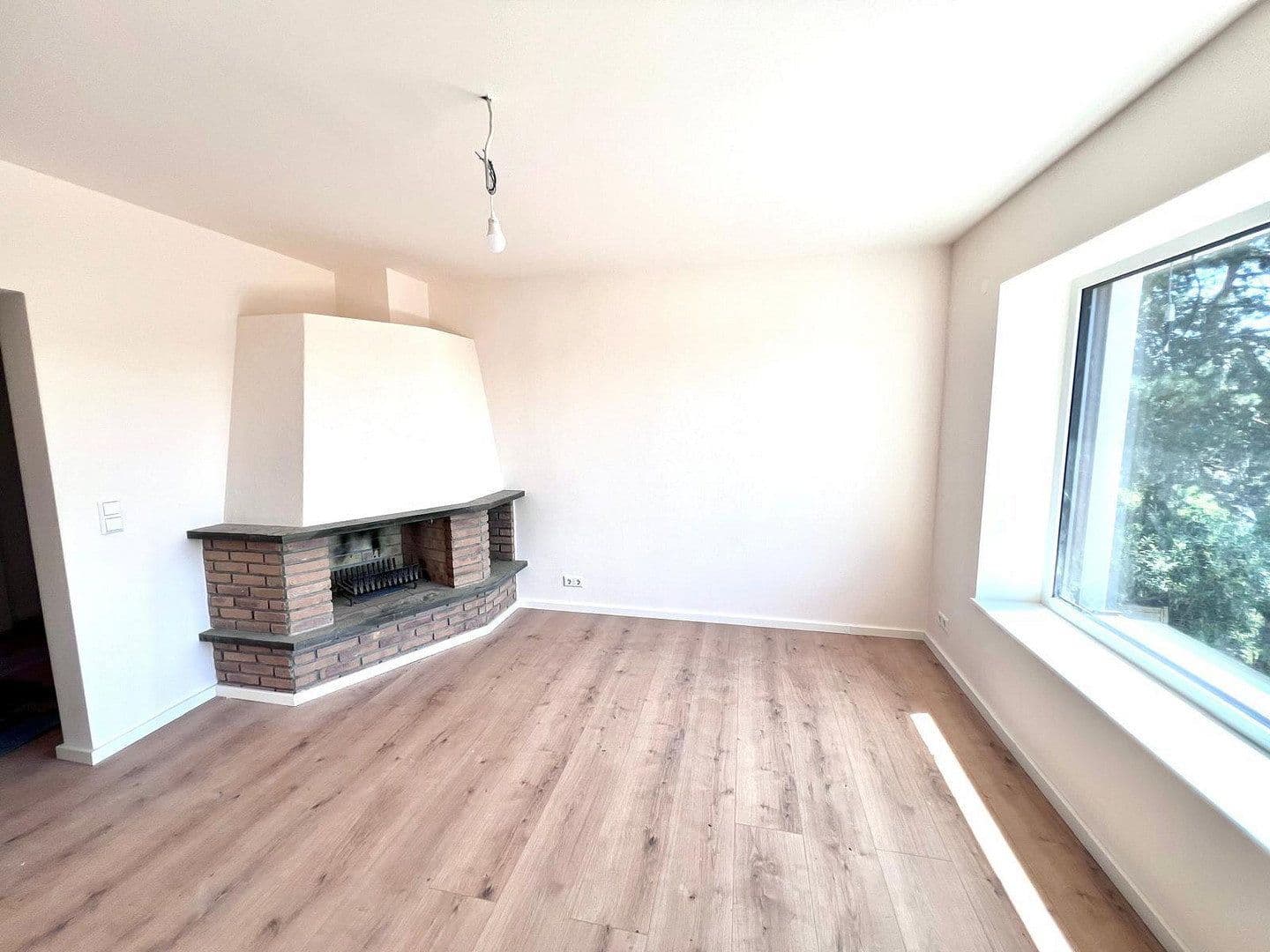 Pronájem bytu 3+kk 105 m², Im Schießgärtle 17, Stuttgart, Bádensko-Württembersko Pronájem bytu 3+kk 105 m², Im Schießgärtle 17, Stuttgart, Bádensko-Württembersko