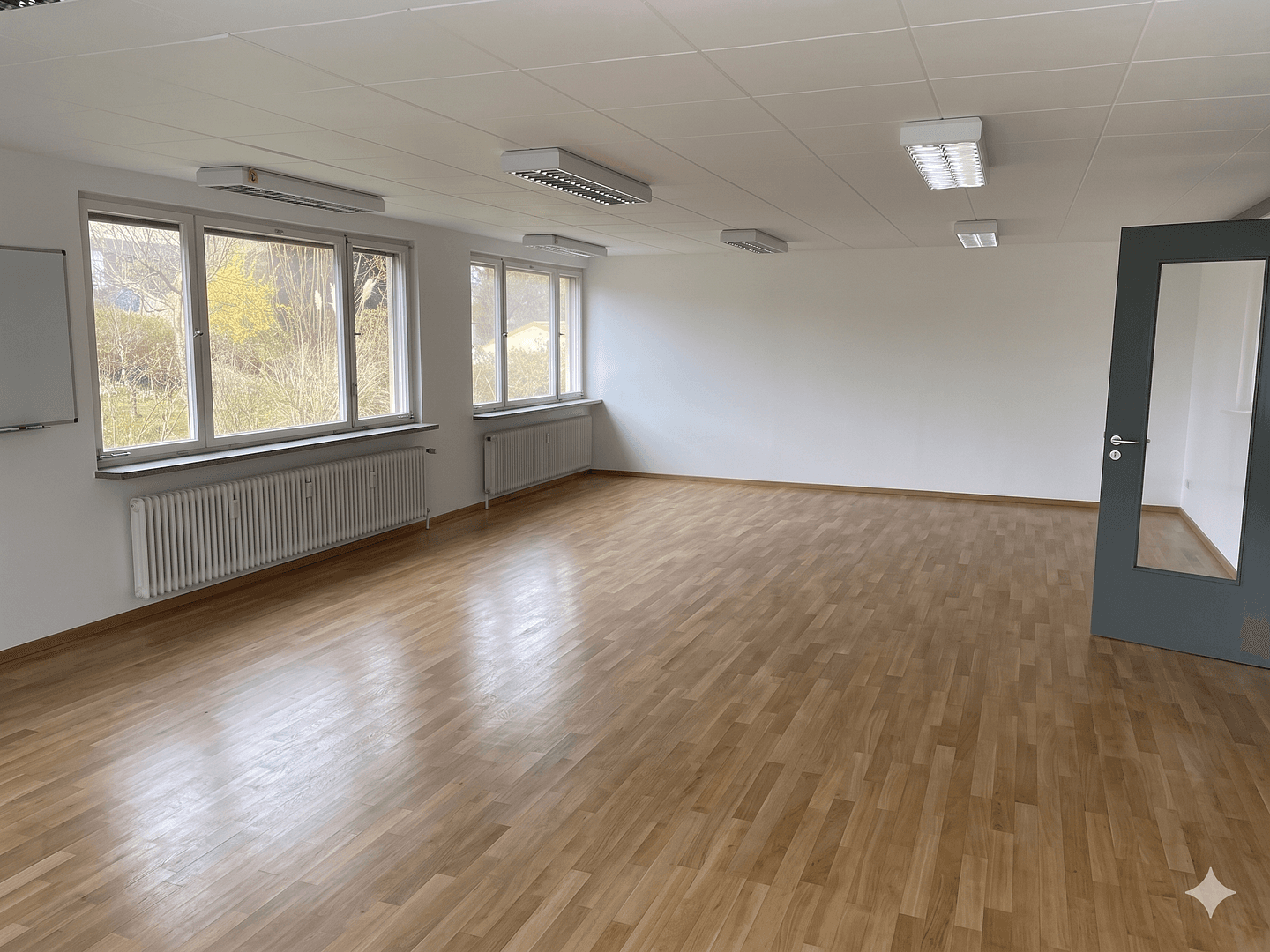 Pronájem kanceláře 530 m², Klingleweg 8, Meersburg, Bádensko-Württembersko Pronájem kanceláře 530 m², Klingleweg 8, Meersburg, Bádensko-Württembersko