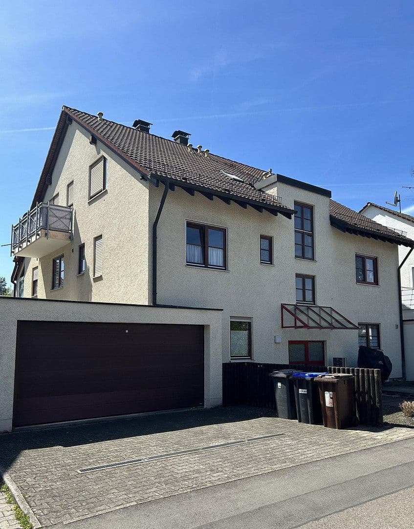 Prodej bytu 4+kk 110 m², Goethestraße 10, Dettingen unter Teck, Bádensko-Württembersko Prodej bytu 4+kk 110 m², Goethestraße 10, Dettingen unter Teck, Bádensko-Württembersko