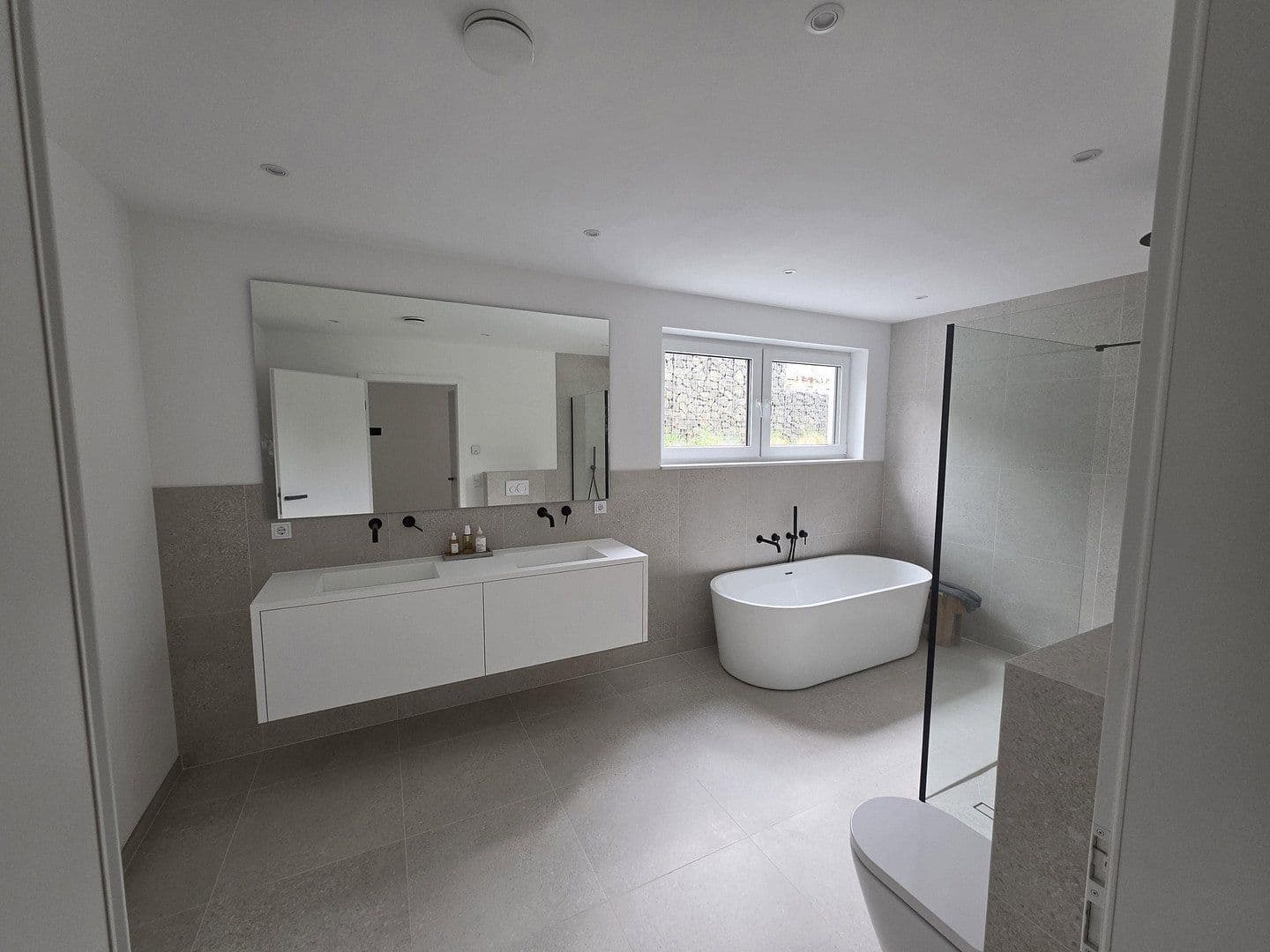 Prodej domu 203 m², pozemek 876 m², Göllheim, Porýní-Falc Prodej domu 203 m², pozemek 876 m², Göllheim, Porýní-Falc