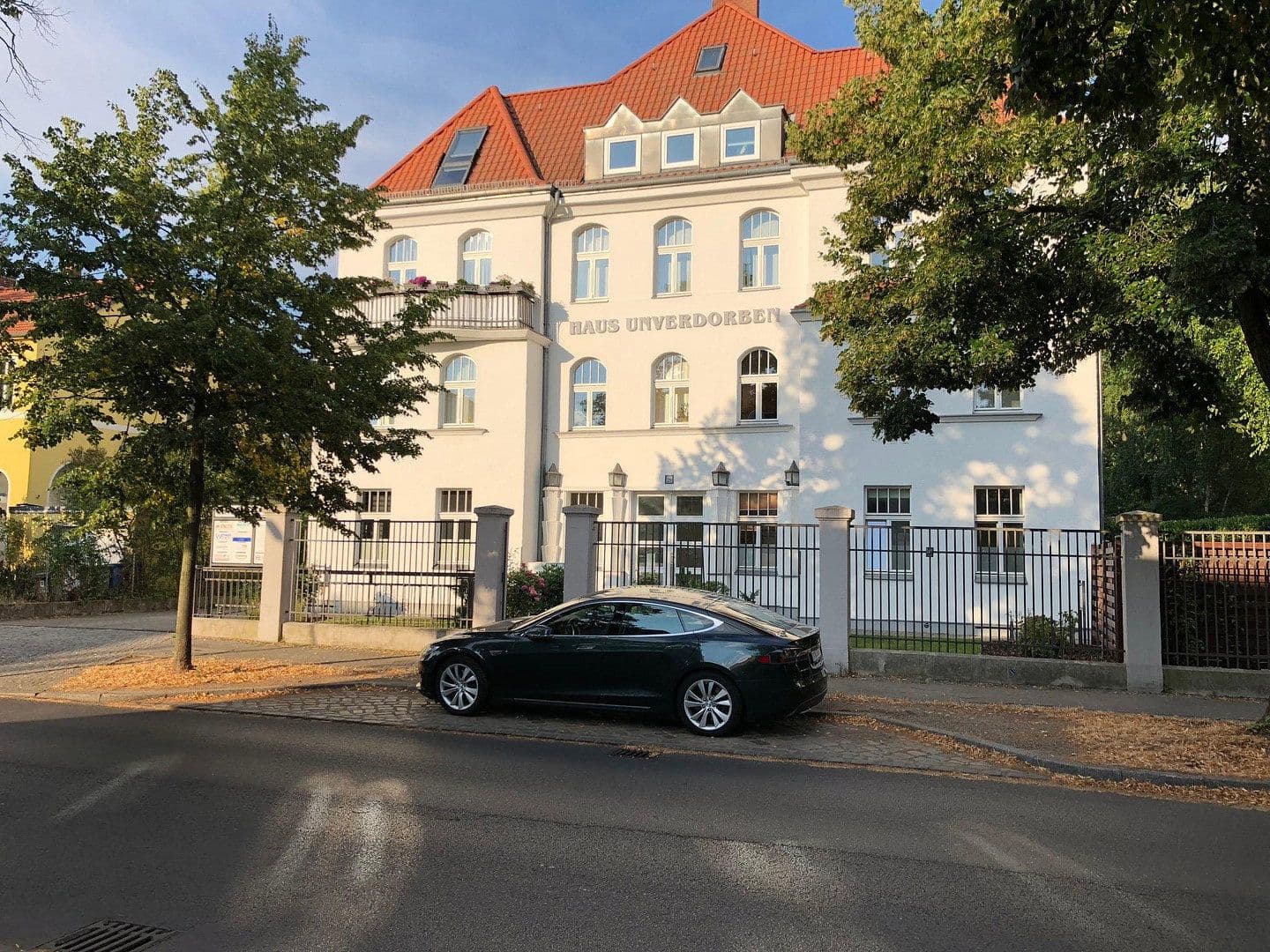 Pronájem kanceláře 33 m², Giesensdorfer Str. 29, Berlin, Berlín Pronájem kanceláře 33 m², Giesensdorfer Str. 29, Berlin, Berlín