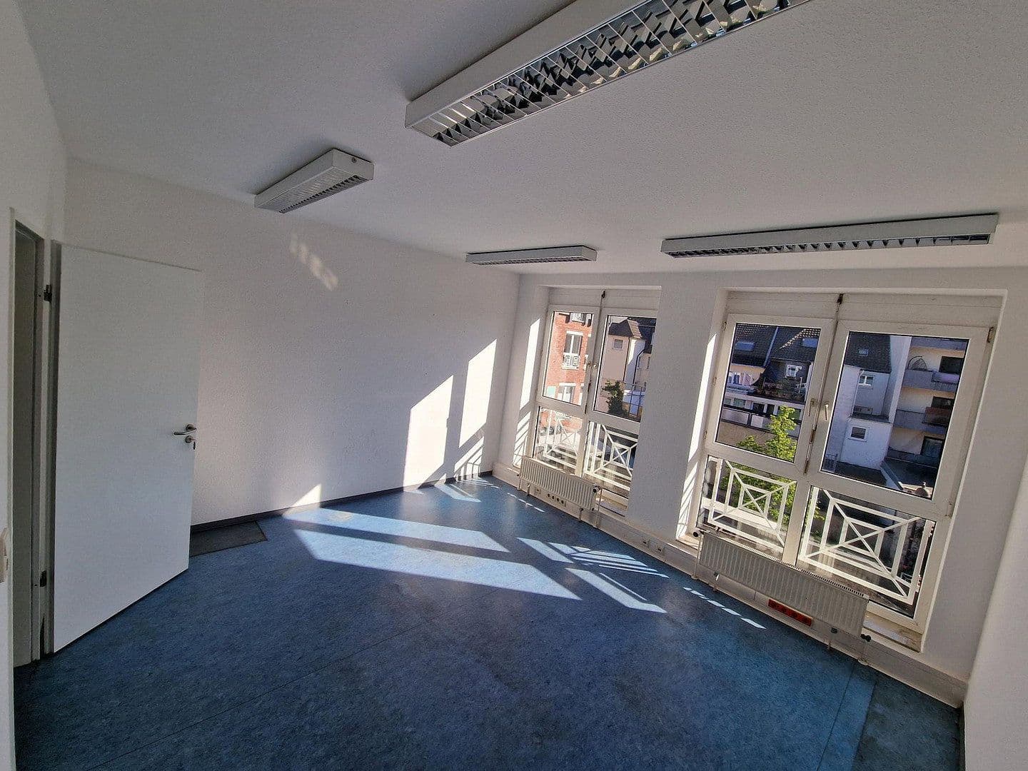 Pronájem kanceláře 327 m², Posthof 7, Eitorf, Severní Porýní-Vestfálsko Pronájem kanceláře 327 m², Posthof 7, Eitorf, Severní Porýní-Vestfálsko