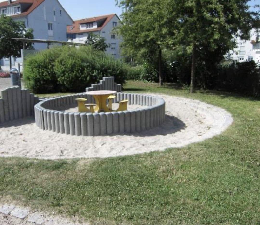 Pronájem bytu 3+kk 84 m², Anne Frank Straße 1, Schwieberdingen, Bádensko-Württembersko Pronájem bytu 3+kk 84 m², Anne Frank Straße 1, Schwieberdingen, Bádensko-Württembersko