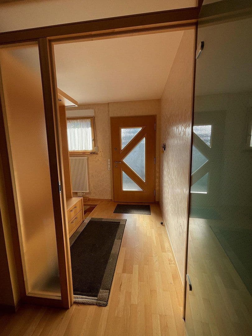 Prodej domu 190 m², pozemek 956 m², Welschneudorf, Porýní-Falc Prodej domu 190 m², pozemek 956 m², Welschneudorf, Porýní-Falc