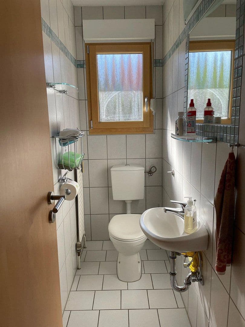 Prodej domu 190 m², pozemek 956 m², Welschneudorf, Porýní-Falc Prodej domu 190 m², pozemek 956 m², Welschneudorf, Porýní-Falc