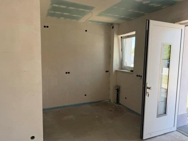 Pronájem bytu 2+1 64 m², Tremmener Straße 2a, Nauen, Braniborsko Pronájem bytu 2+1 64 m², Tremmener Straße 2a, Nauen, Braniborsko