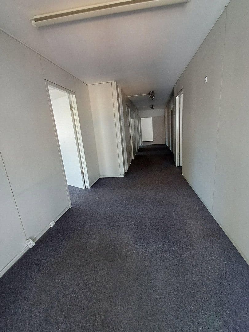 Pronájem kanceláře 1.050 m², Böblingen, Bádensko-Württembersko Pronájem kanceláře 1.050 m², Böblingen, Bádensko-Württembersko