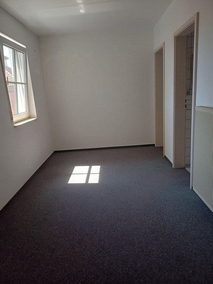 Pronájem kanceláře 1.050 m², Böblingen, Bádensko-Württembersko Pronájem kanceláře 1.050 m², Böblingen, Bádensko-Württembersko