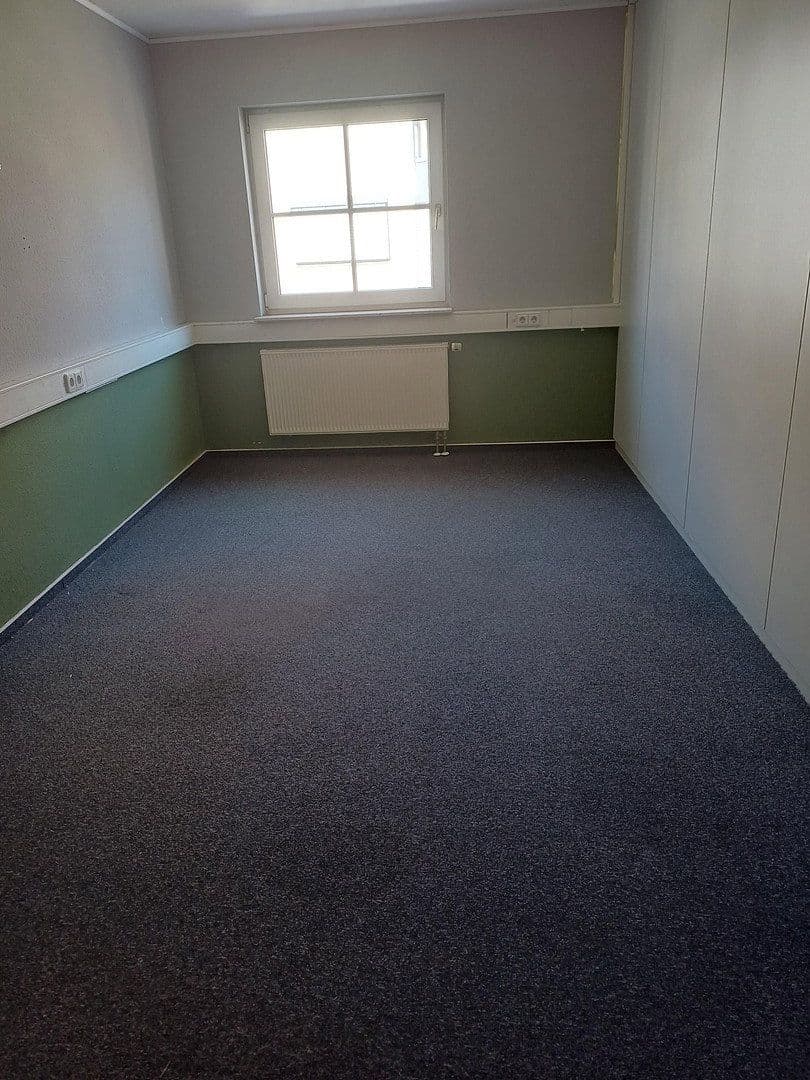 Pronájem kanceláře 1.050 m², Böblingen, Bádensko-Württembersko Pronájem kanceláře 1.050 m², Böblingen, Bádensko-Württembersko