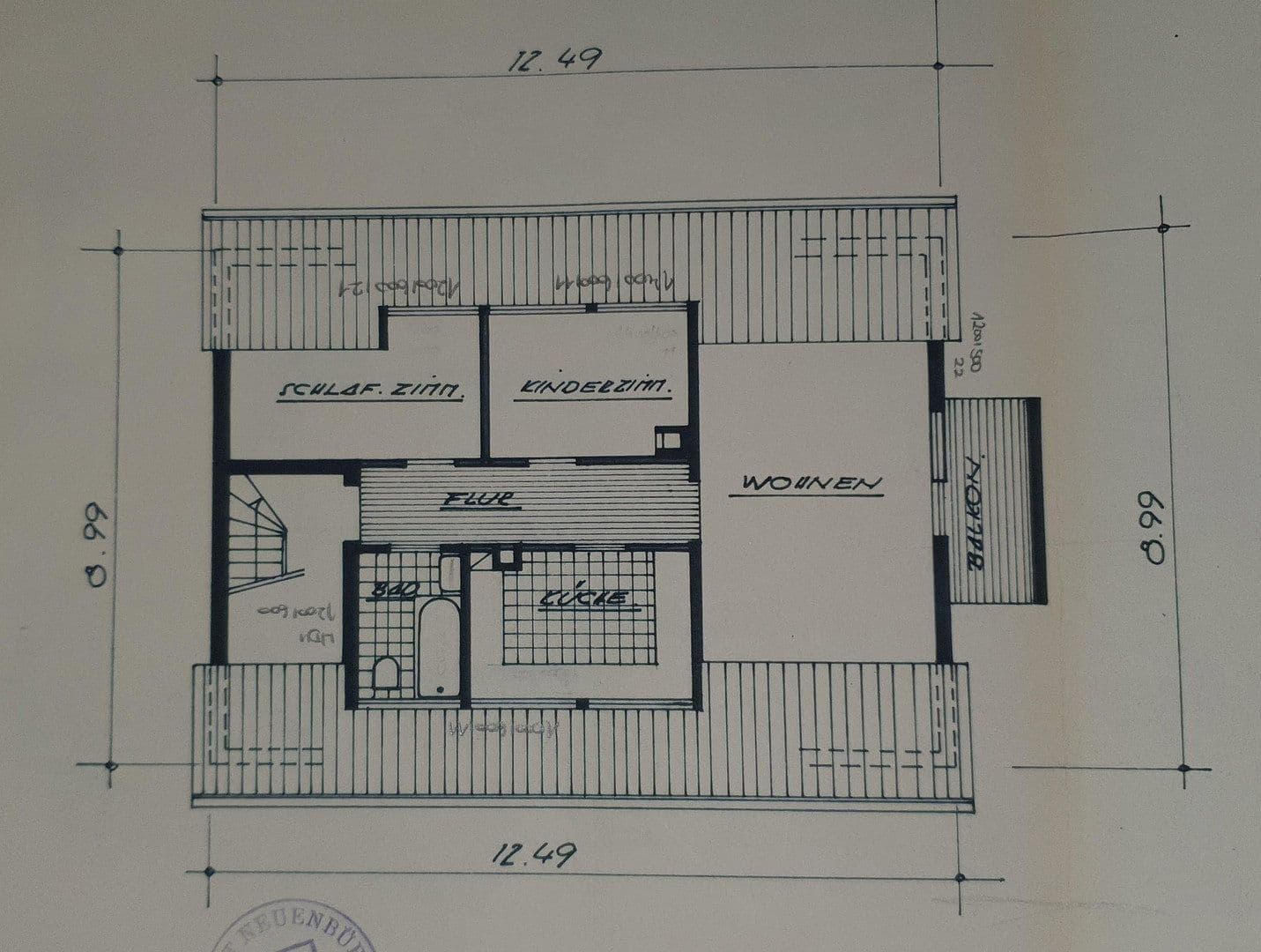 Prodej domu 260 m², pozemek 1.183 m², Häglesweg 14, Neuenbürg, Bádensko-Württembersko Prodej domu 260 m², pozemek 1.183 m², Häglesweg 14, Neuenbürg, Bádensko-Württembersko