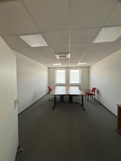 Pronájem kanceláře 450 m², Wilhelmstraße 78, Reilingen, Bádensko-Württembersko Pronájem kanceláře 450 m², Wilhelmstraße 78, Reilingen, Bádensko-Württembersko