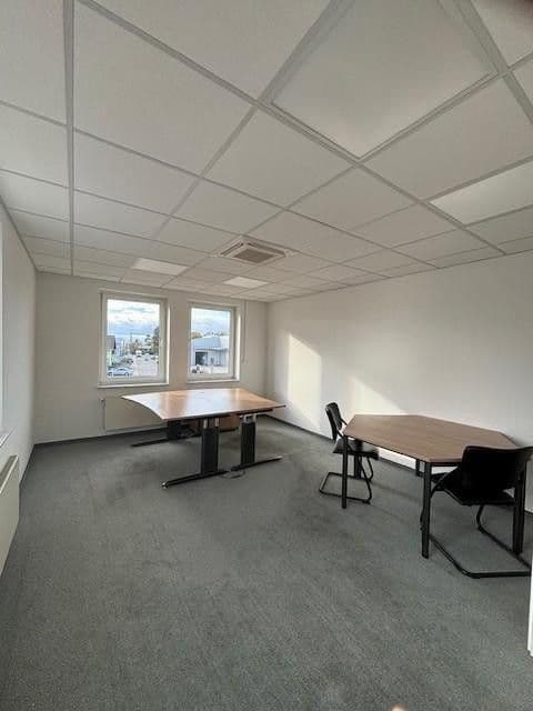 Pronájem kanceláře 450 m², Wilhelmstraße 78, Reilingen, Bádensko-Württembersko Pronájem kanceláře 450 m², Wilhelmstraße 78, Reilingen, Bádensko-Württembersko