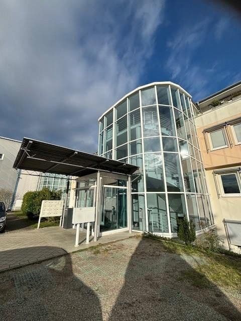 Pronájem kanceláře 450 m², Wilhelmstraße 78, Reilingen, Bádensko-Württembersko Pronájem kanceláře 450 m², Wilhelmstraße 78, Reilingen, Bádensko-Württembersko