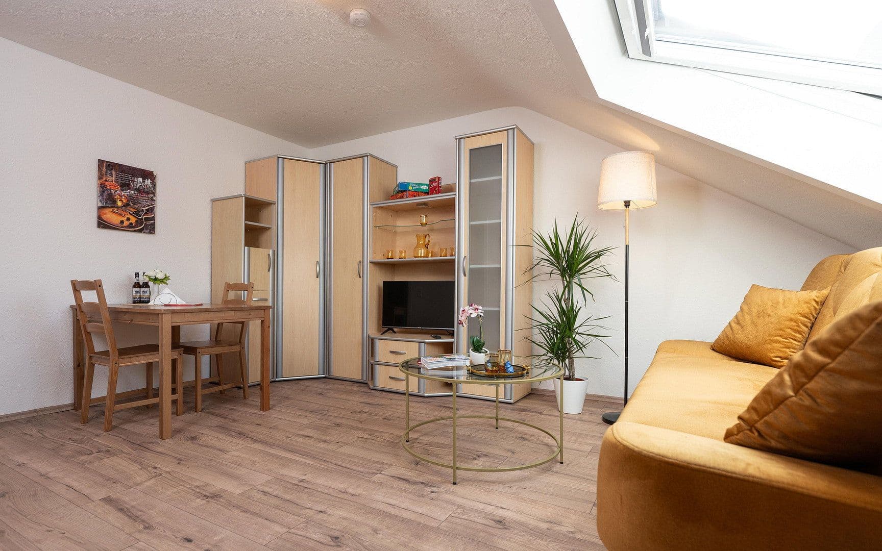 Pronájem bytu 2+1 49 m², Josef-Görres-Straße 41, Kirn, Porýní-Falc Pronájem bytu 2+1 49 m², Josef-Görres-Straße 41, Kirn, Porýní-Falc
