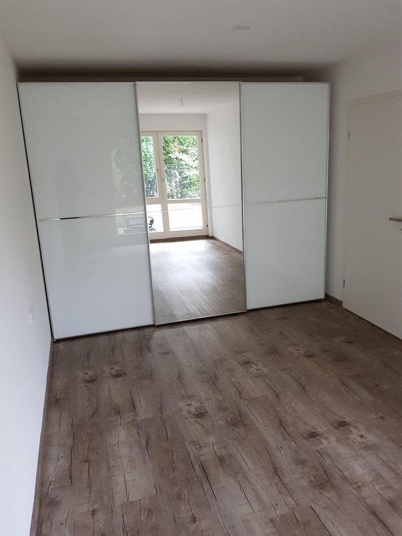 Prodej bytu 2+1 58 m², Leingarten, Bádensko-Württembersko Prodej bytu 2+1 58 m², Leingarten, Bádensko-Württembersko