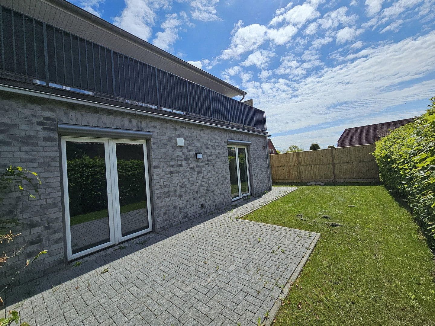 Prodej domu 141 m², pozemek 376 m², Barsbek, Šlesvicko-Holštýnsko Prodej domu 141 m², pozemek 376 m², Barsbek, Šlesvicko-Holštýnsko