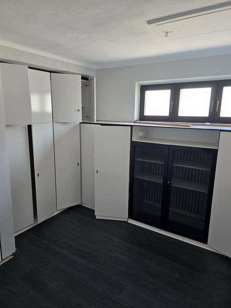 Prodej domu 268 m², pozemek 688 m², Kirkel, Země Sársko Prodej domu 268 m², pozemek 688 m², Kirkel, Země Sársko