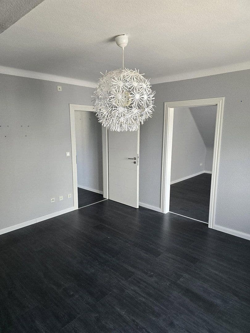 Prodej domu 268 m², pozemek 688 m², Kirkel, Země Sársko Prodej domu 268 m², pozemek 688 m², Kirkel, Země Sársko