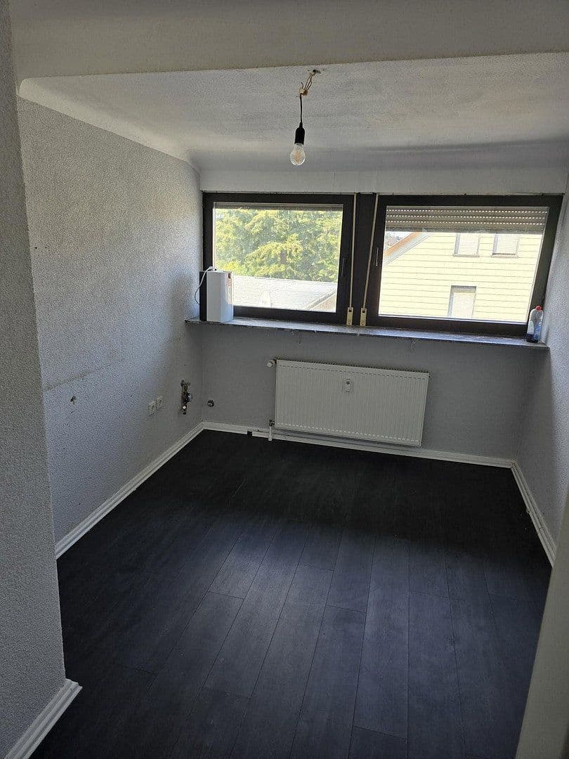 Prodej domu 268 m², pozemek 688 m², Kirkel, Země Sársko Prodej domu 268 m², pozemek 688 m², Kirkel, Země Sársko