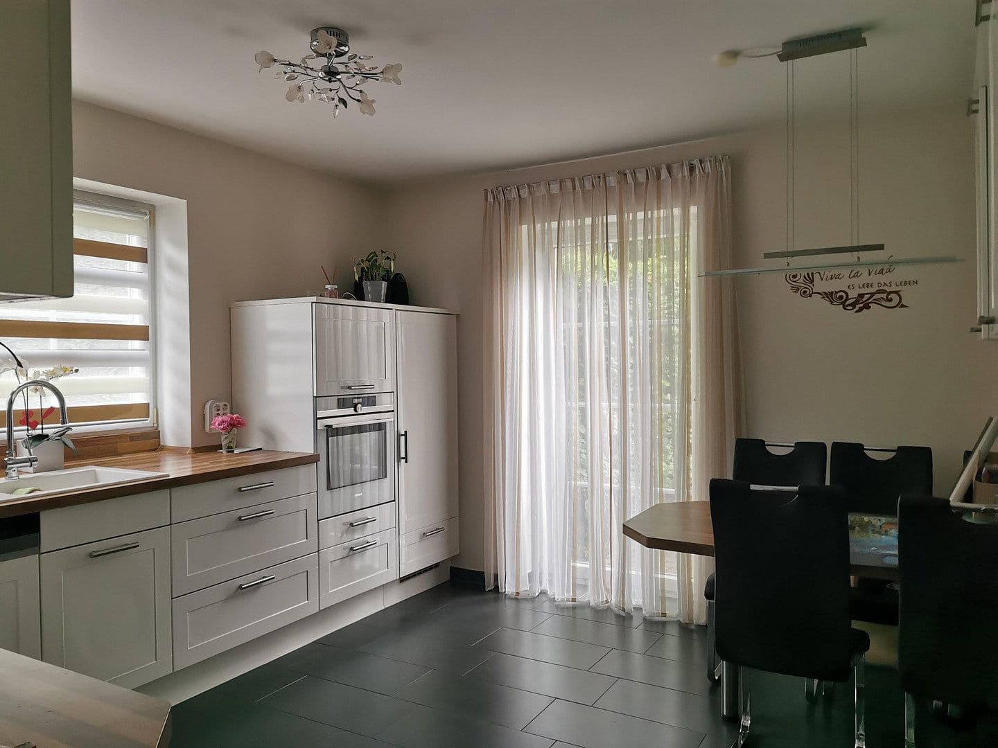 Prodej domu 166 m², pozemek 616 m², Quickborn, Šlesvicko-Holštýnsko Prodej domu 166 m², pozemek 616 m², Quickborn, Šlesvicko-Holštýnsko