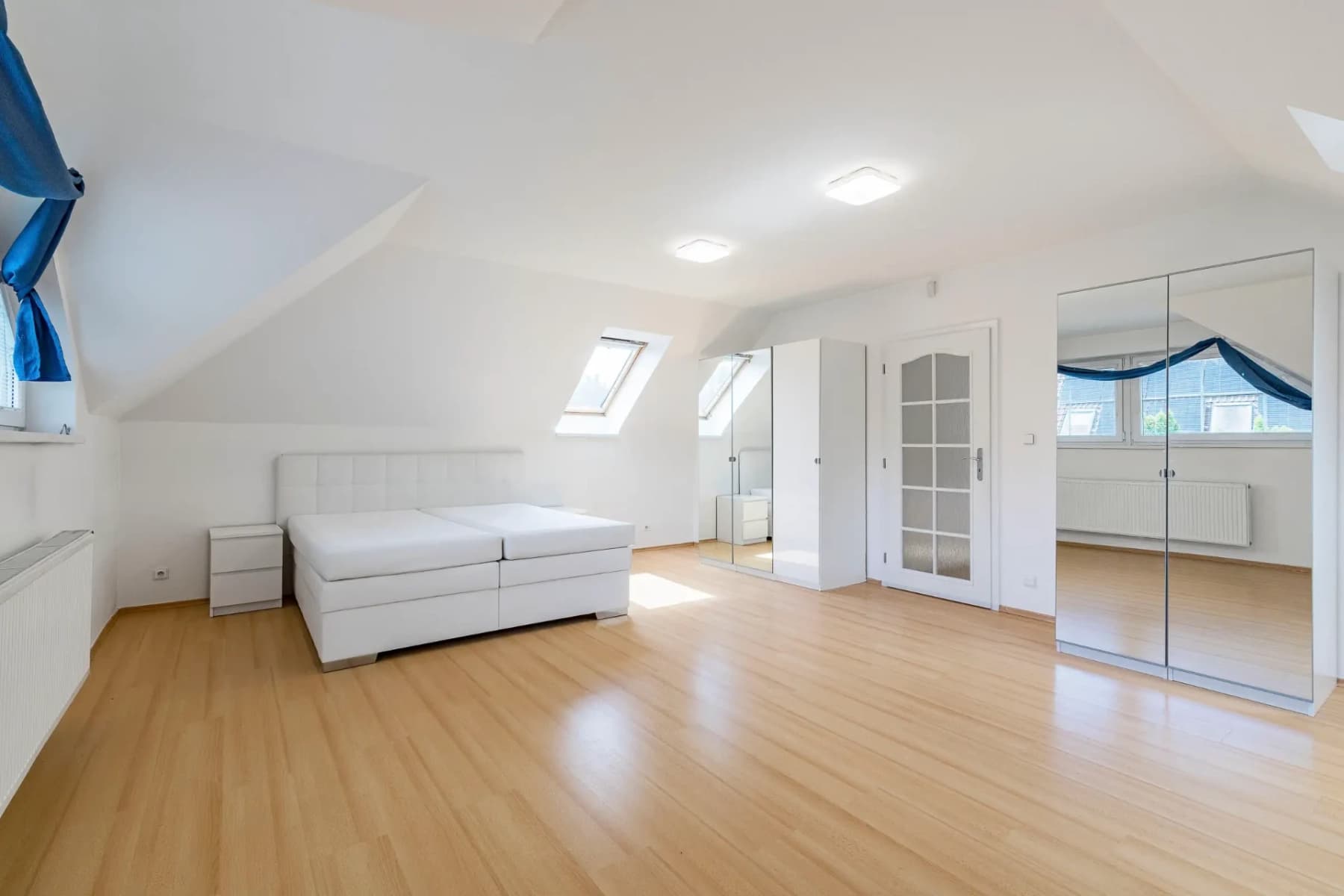 Pronájem domu 180 m², pozemek 700 m², Pod Valem Ⅱ., Průhonice, Středočeský kraj Pronájem domu 180 m², pozemek 700 m², Pod Valem Ⅱ., Průhonice, Středočeský kraj