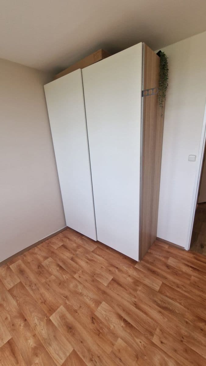 Pronájem bytu 3+1 64 m², Zdiměřická, Praha, Praha Pronájem bytu 3+1 64 m², Zdiměřická, Praha, Praha