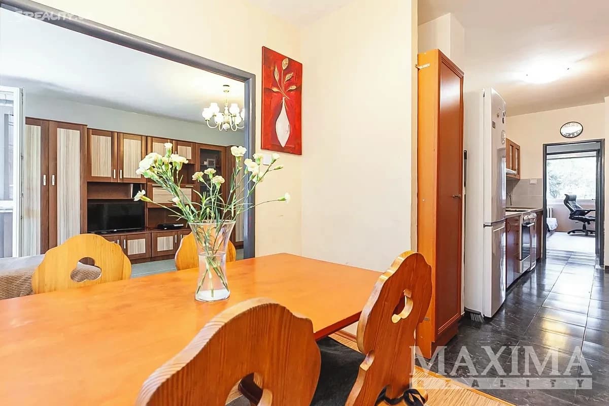 Pronájem bytu 3+1 72 m², Kytlická, Praha, Praha Pronájem bytu 3+1 72 m², Kytlická, Praha, Praha