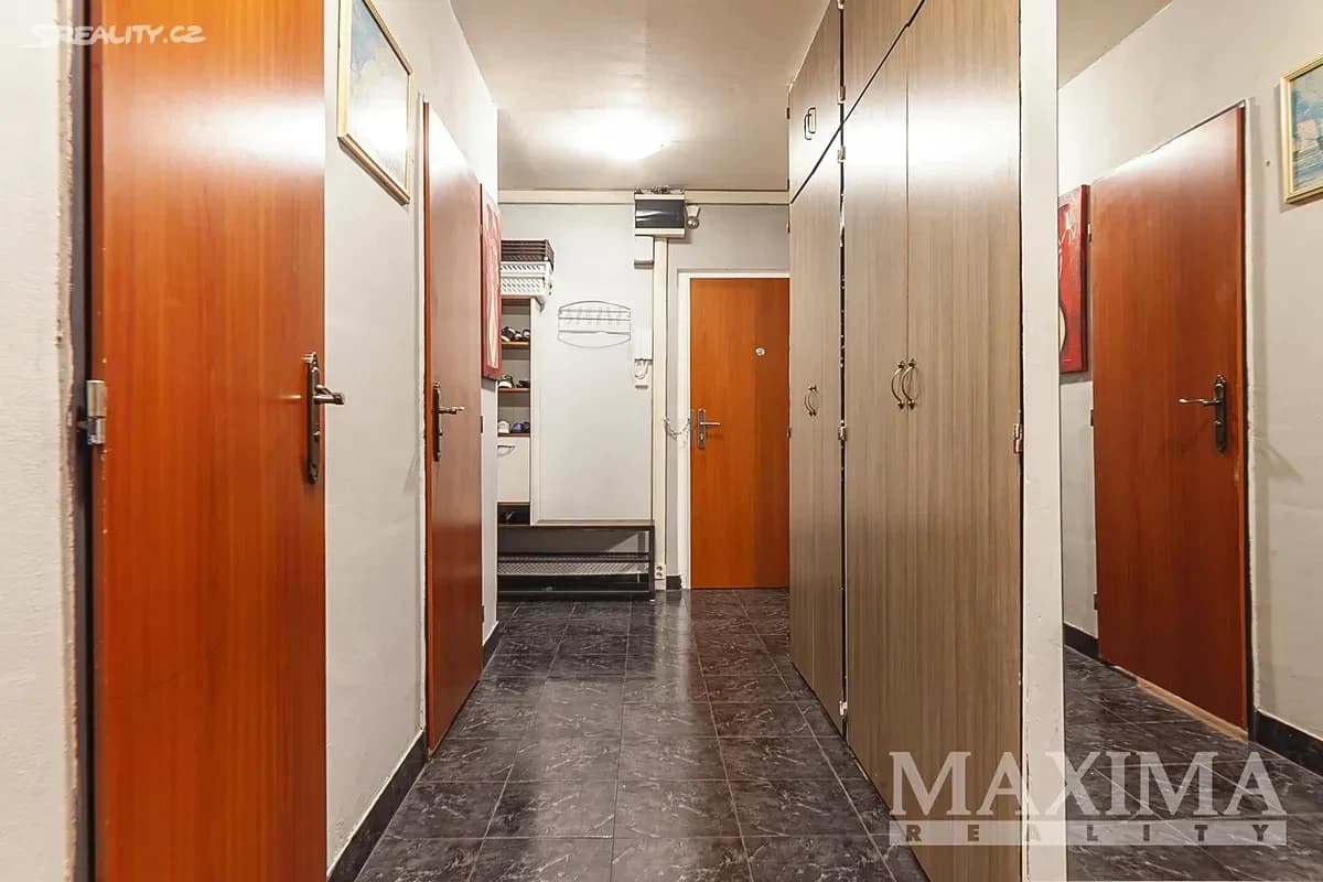 Pronájem bytu 3+1 72 m², Kytlická, Praha, Praha Pronájem bytu 3+1 72 m², Kytlická, Praha, Praha