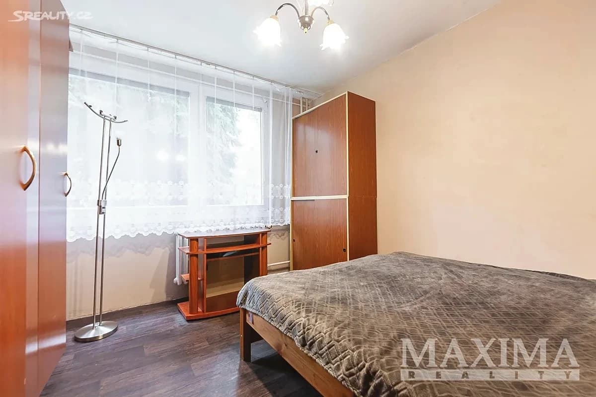 Pronájem bytu 3+1 72 m², Kytlická, Praha, Praha Pronájem bytu 3+1 72 m², Kytlická, Praha, Praha