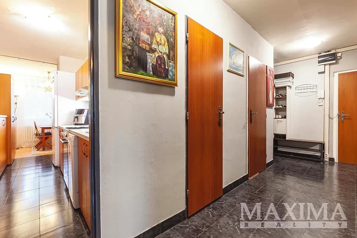 Pronájem bytu 3+1 72 m², Kytlická, Praha, Praha Pronájem bytu 3+1 72 m², Kytlická, Praha, Praha