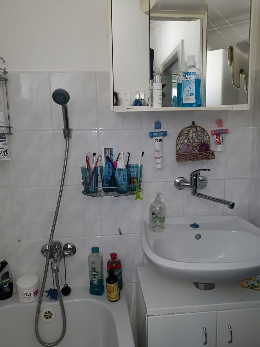 Pronájem bytu 2+1 73 m², Libouchec, Ústecký kraj Pronájem bytu 2+1 73 m², Libouchec, Ústecký kraj