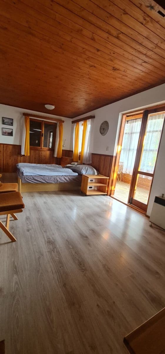 Pronájem chaty, chalupy 42 m², pozemek 415 m², Rabyně, Středočeský kraj Pronájem chaty, chalupy 42 m², pozemek 415 m², Rabyně, Středočeský kraj