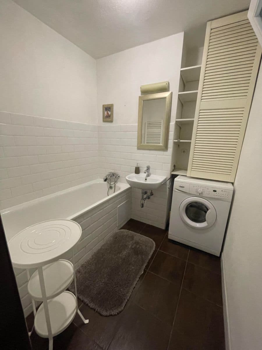 Pronájem bytu 2+1 56 m², Riazanská, Nové Mesto, Bratislavský kraj Pronájem bytu 2+1 56 m², Riazanská, Nové Mesto, Bratislavský kraj