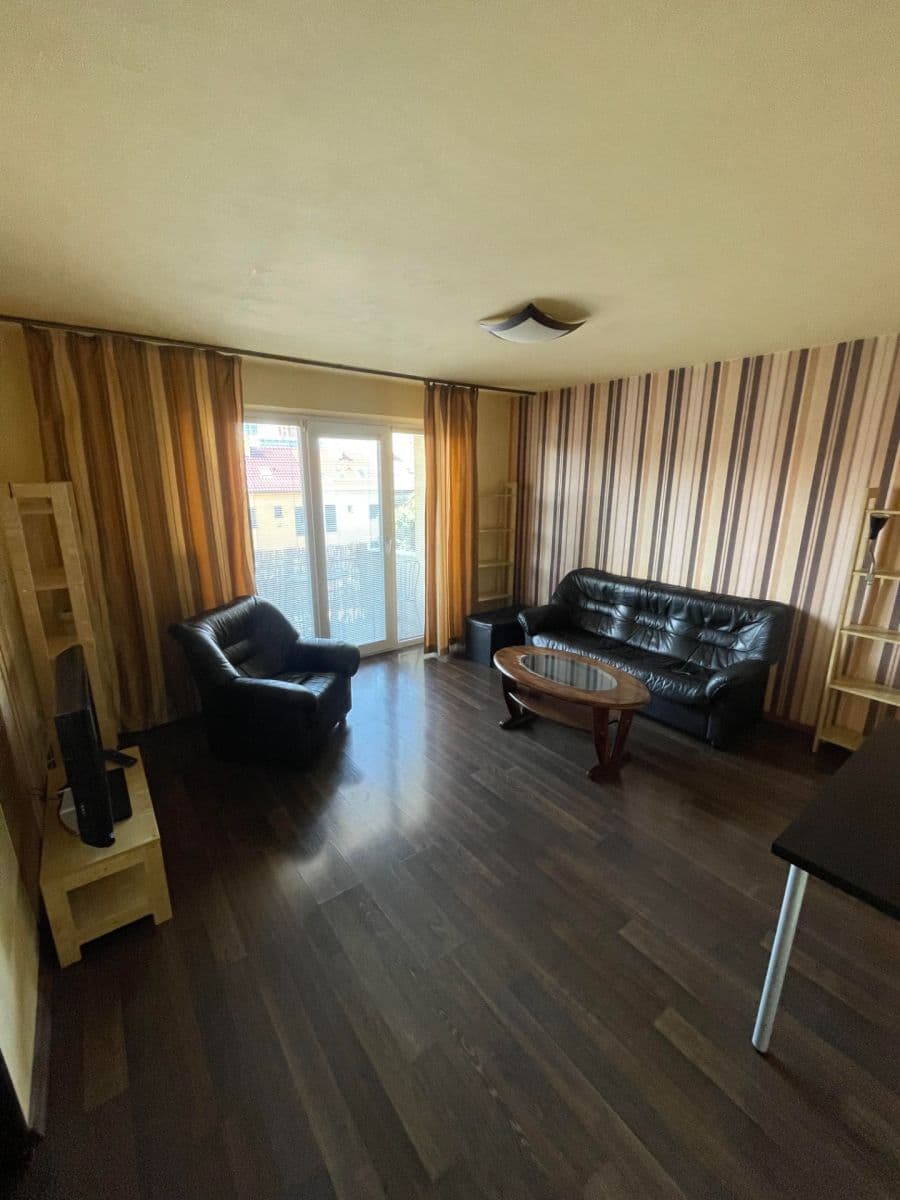 Pronájem bytu 2+1 56 m², Riazanská, Nové Mesto, Bratislavský kraj Pronájem bytu 2+1 56 m², Riazanská, Nové Mesto, Bratislavský kraj