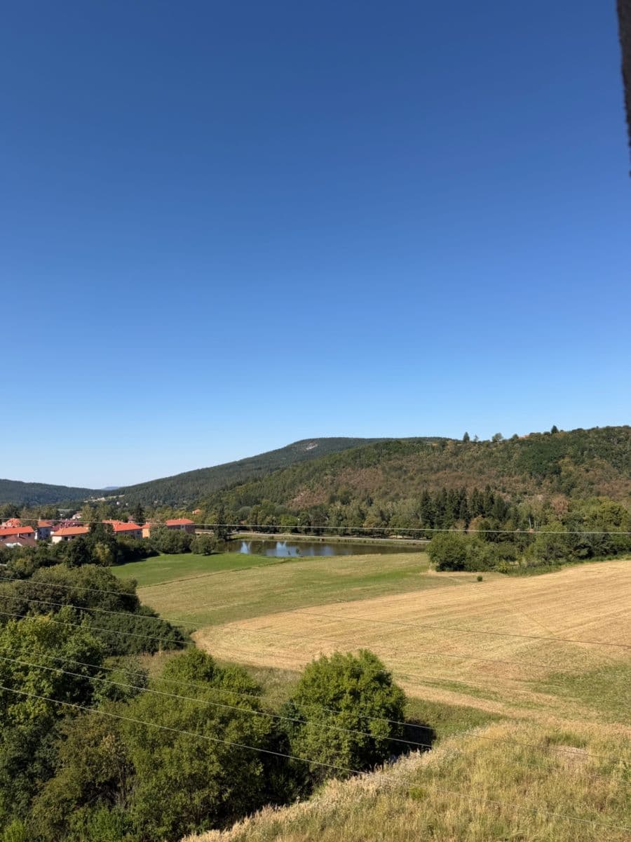 Pronájem bytu 2+kk 52 m², Zborovská, Jince, Středočeský kraj Pronájem bytu 2+kk 52 m², Zborovská, Jince, Středočeský kraj