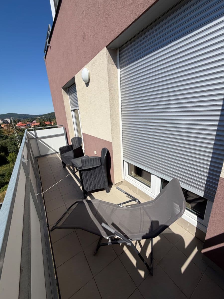 Pronájem bytu 2+kk 52 m², Zborovská, Jince, Středočeský kraj Pronájem bytu 2+kk 52 m², Zborovská, Jince, Středočeský kraj