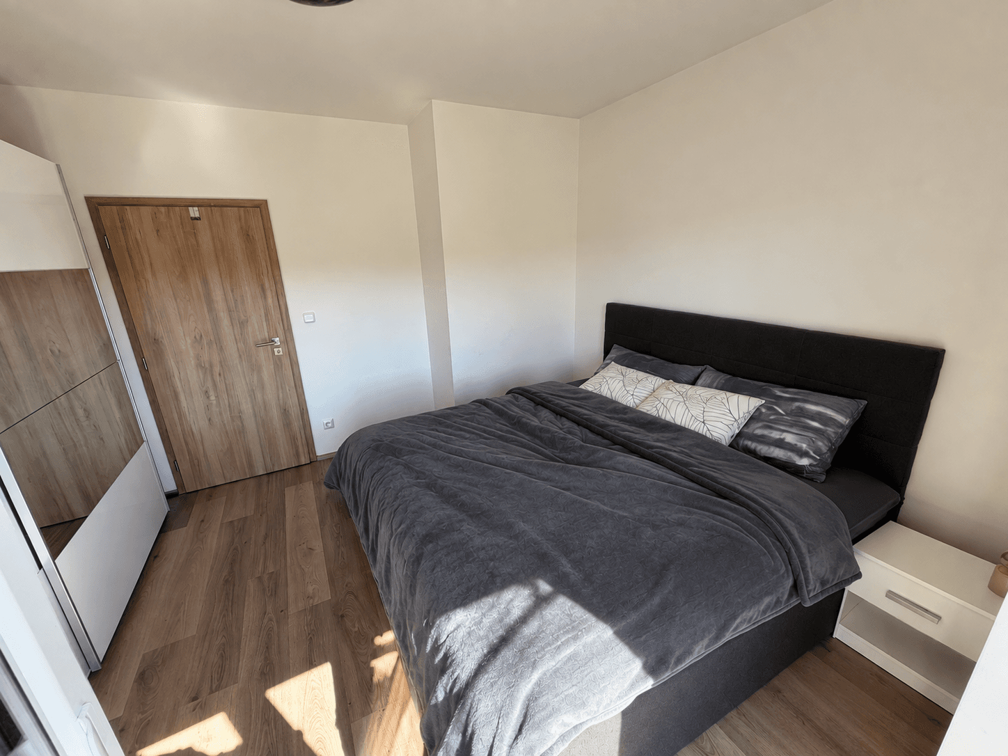 Pronájem bytu 2+kk 52 m², Zborovská, Jince, Středočeský kraj Pronájem bytu 2+kk 52 m², Zborovská, Jince, Středočeský kraj