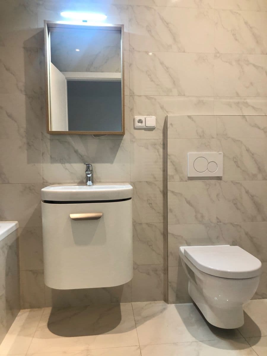 Pronájem bytu 2+1 55 m², Na Celné, Praha, Praha Pronájem bytu 2+1 55 m², Na Celné, Praha, Praha