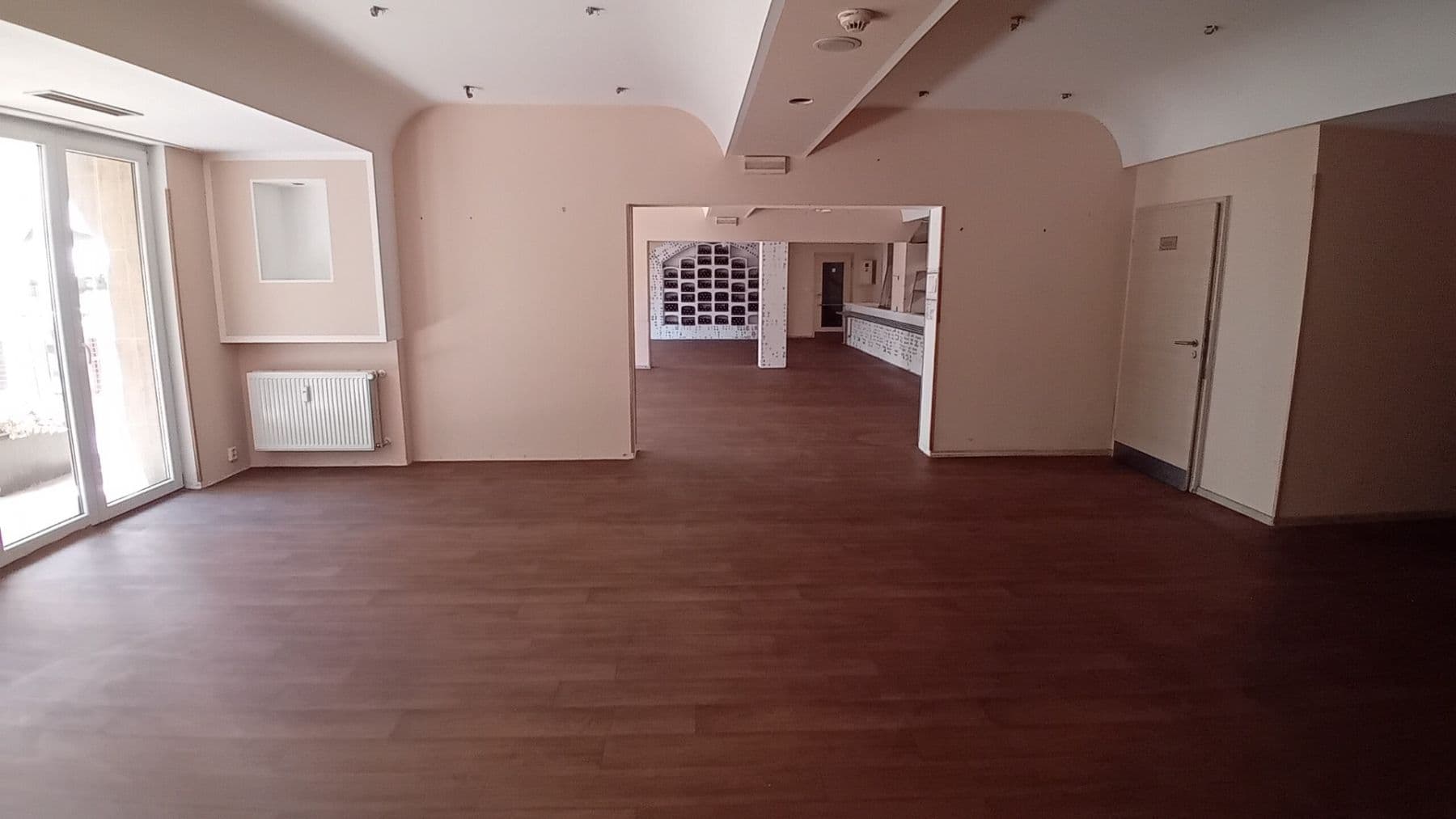 Pronájem nebytového prostoru 617 m², Roháčova, Praha, Praha Pronájem nebytového prostoru 617 m², Roháčova, Praha, Praha