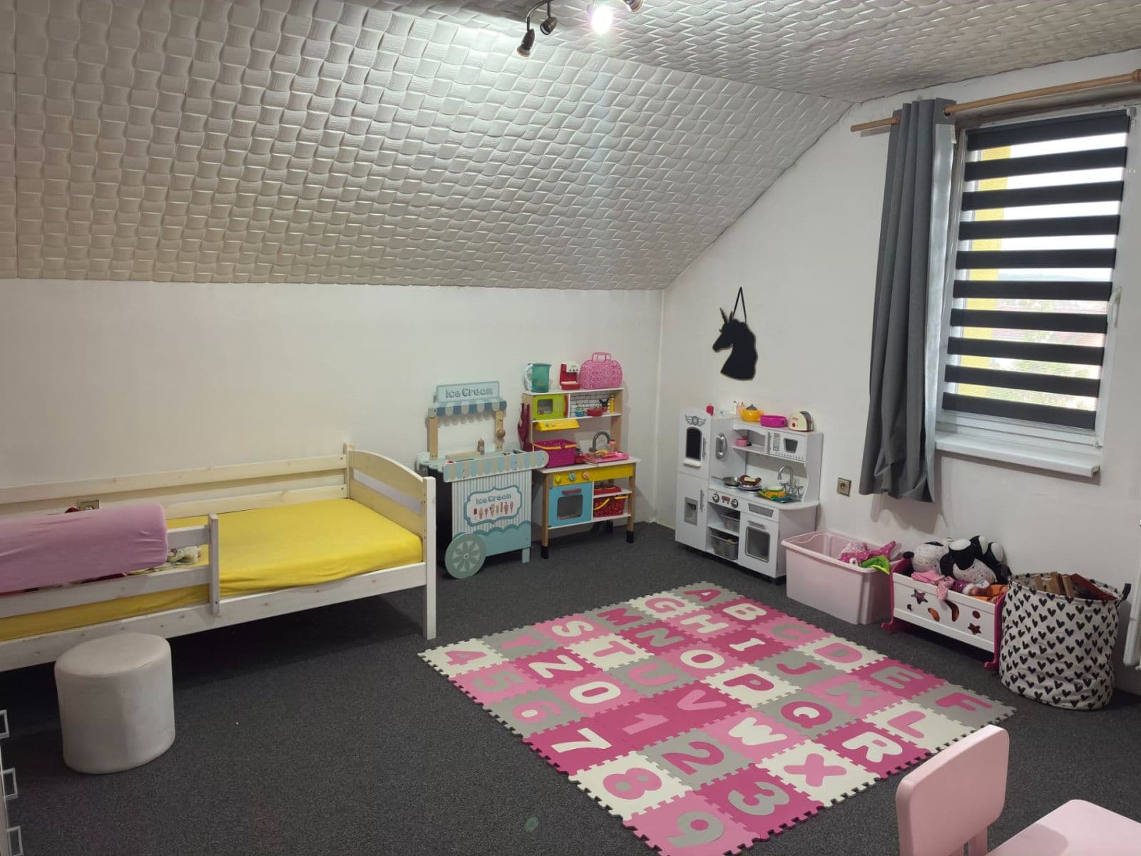 Prodej domu 128 m², pozemek 741 m², U Čermenského lesíka, Staňkov, Plzeňský kraj Prodej domu 128 m², pozemek 741 m², U Čermenského lesíka, Staňkov, Plzeňský kraj