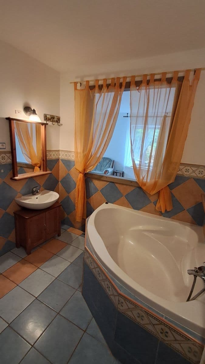 Pronájem bytu 1+kk 34 m², Benešovská, Hradištko, Středočeský kraj Pronájem bytu 1+kk 34 m², Benešovská, Hradištko, Středočeský kraj