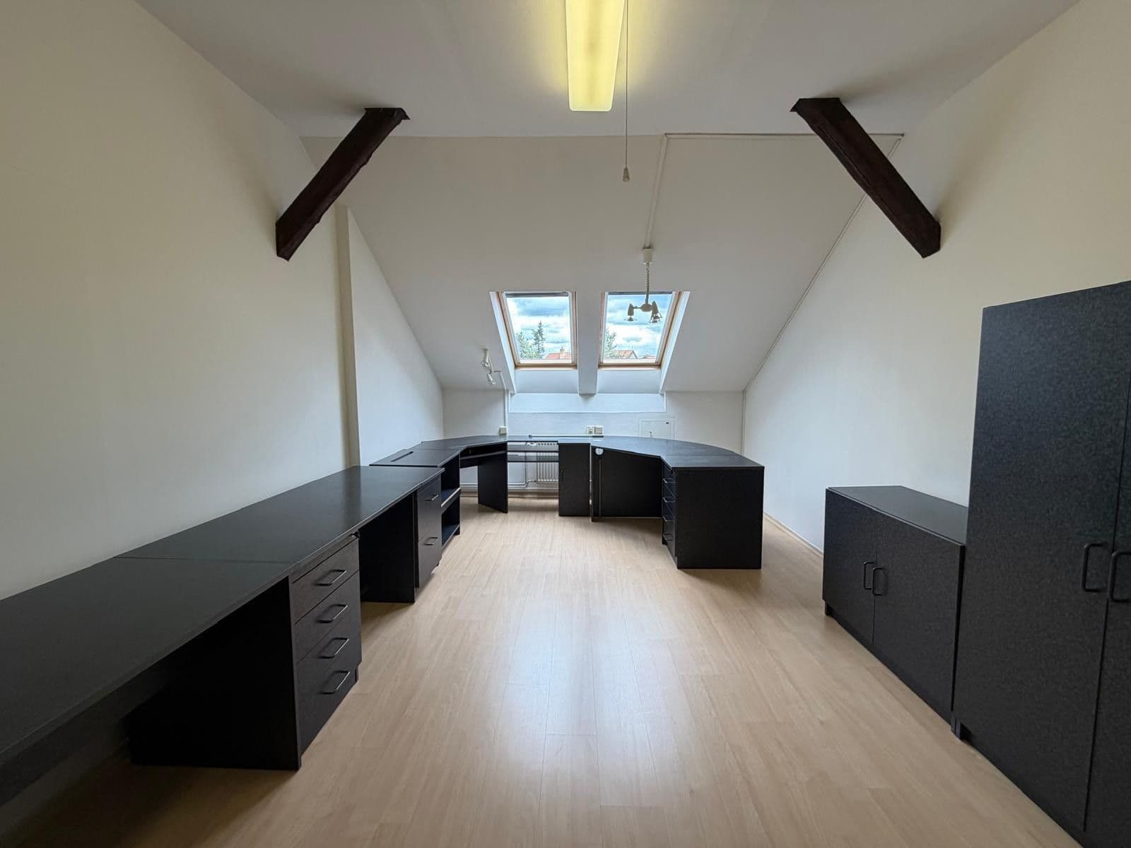 Pronájem kanceláře 133 m², Dubečská, Praha, Praha Pronájem kanceláře 133 m², Dubečská, Praha, Praha