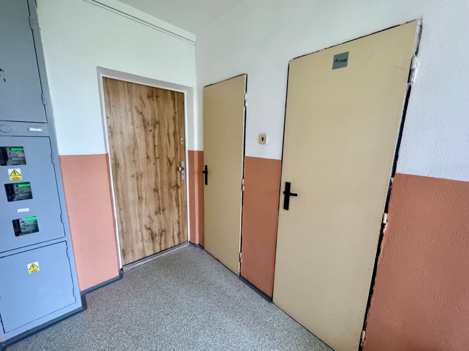 Prodej bytu 1+1 27 m², Jana Kubelíka, Most, Ústecký kraj Prodej bytu 1+1 27 m², Jana Kubelíka, Most, Ústecký kraj