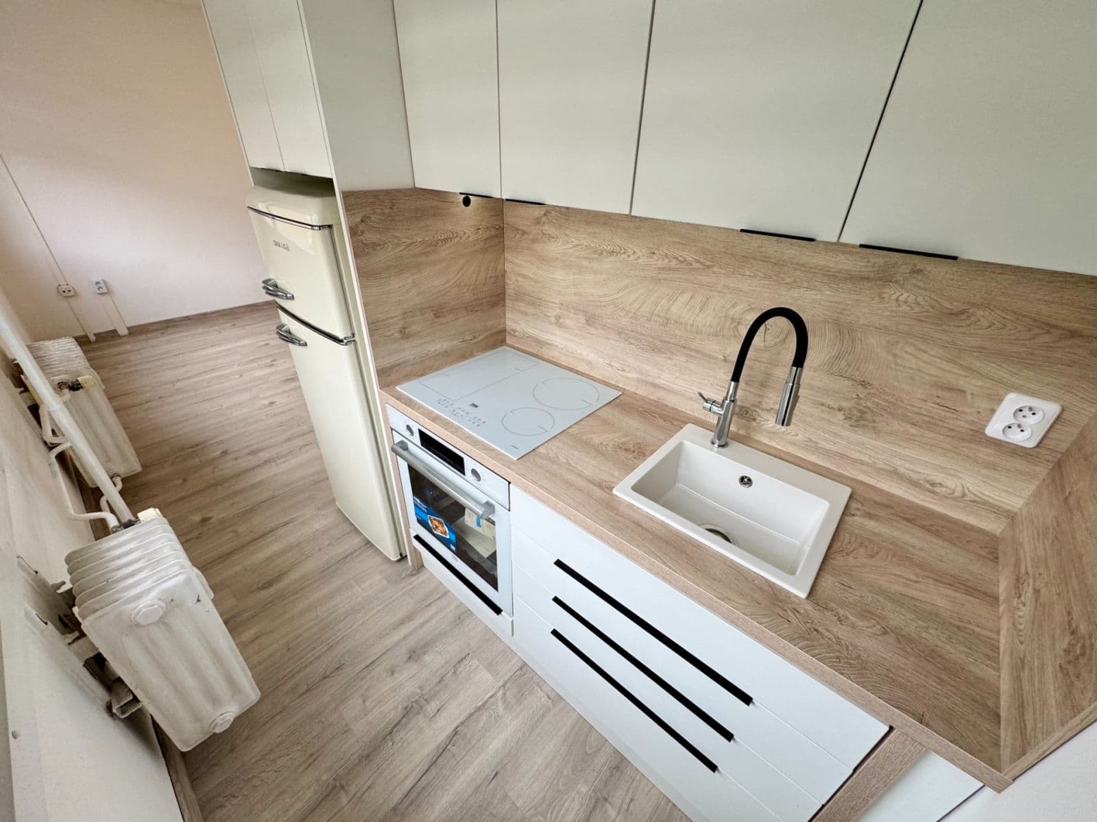 Prodej bytu 1+1 27 m², Jana Kubelíka, Most, Ústecký kraj Prodej bytu 1+1 27 m², Jana Kubelíka, Most, Ústecký kraj