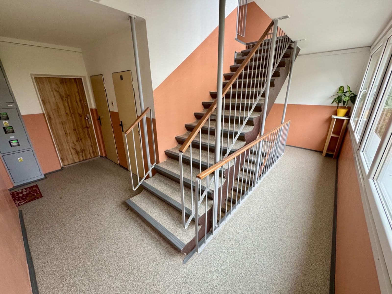 Prodej bytu 1+1 27 m², Jana Kubelíka, Most, Ústecký kraj Prodej bytu 1+1 27 m², Jana Kubelíka, Most, Ústecký kraj