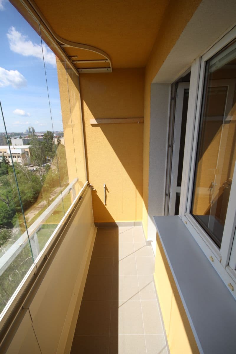 Pronájem bytu 2+1 55 m², Počernická, Praha, Praha Pronájem bytu 2+1 55 m², Počernická, Praha, Praha