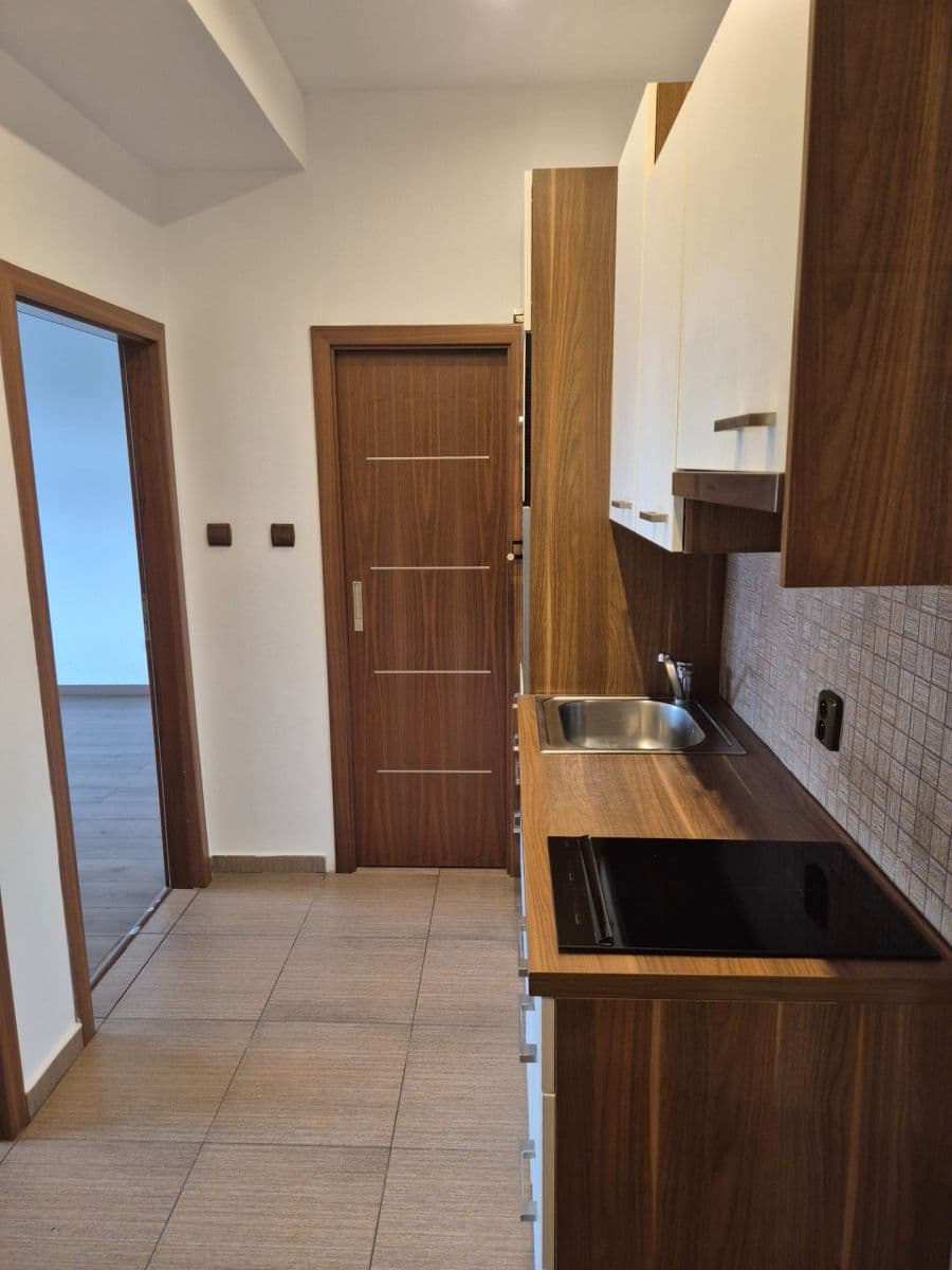 Prodej bytu 2+kk 45 m², Ruská, Praha, Praha Prodej bytu 2+kk 45 m², Ruská, Praha, Praha