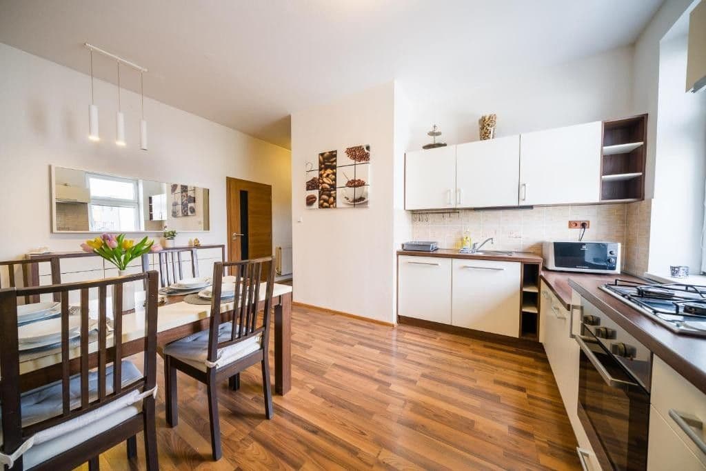 Pronájem bytu 3+1 124 m², Vlhká, Brno, Jihomoravský kraj Pronájem bytu 3+1 124 m², Vlhká, Brno, Jihomoravský kraj