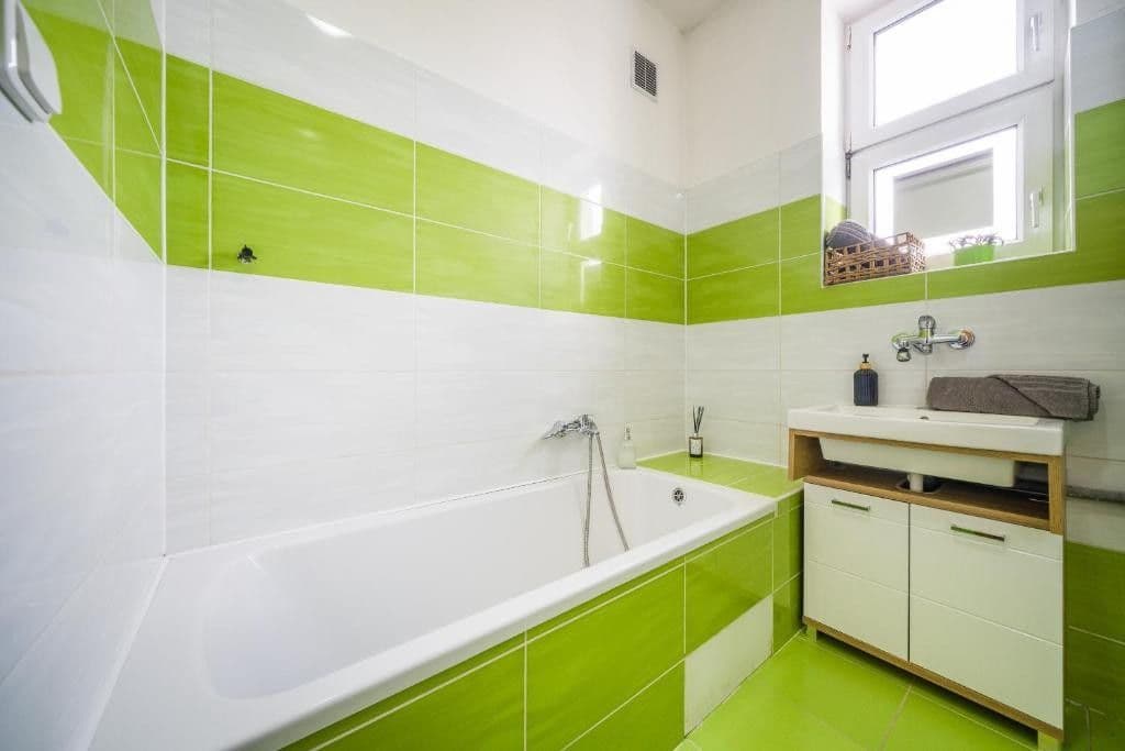 Pronájem bytu 3+1 124 m², Vlhká, Brno, Jihomoravský kraj Pronájem bytu 3+1 124 m², Vlhká, Brno, Jihomoravský kraj